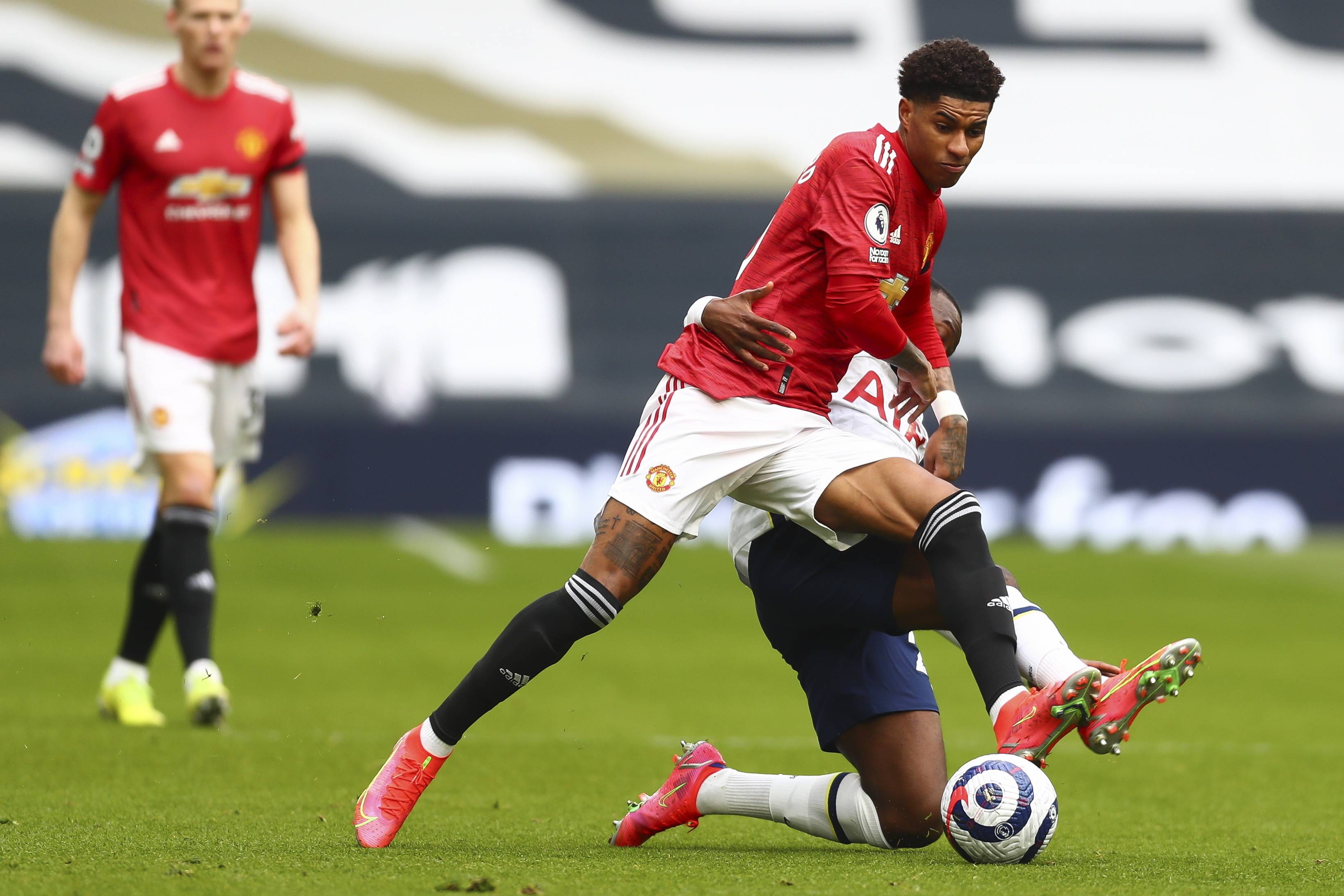 恩里克的理 恩里克的理