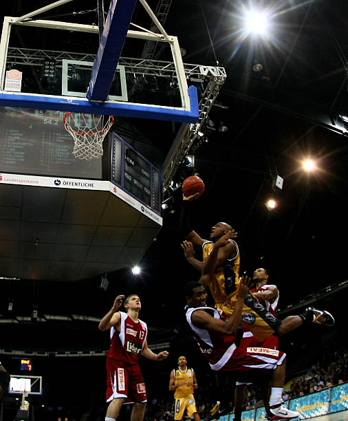 也再次强化 也再次强化